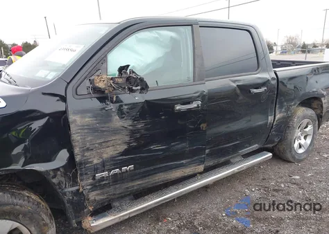 2019 Ram 1500 Big Horn/Lone Star 4X4 5'7 Box z USA, uszkodzony, nr VIN 1C6RRFFG5KN784256